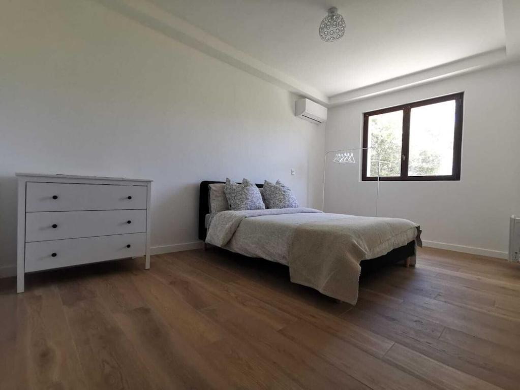 Bas De Villa Au Calme Villeneuve-Loubet Extérieur photo