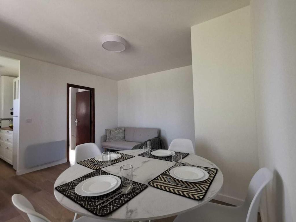 Bas De Villa Au Calme Villeneuve-Loubet Extérieur photo